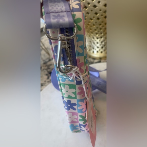 SKINNY DIP LONDON Women's Danni Mini Phone Crossbody  Bag Pastel floral check - Picture 10 of 10